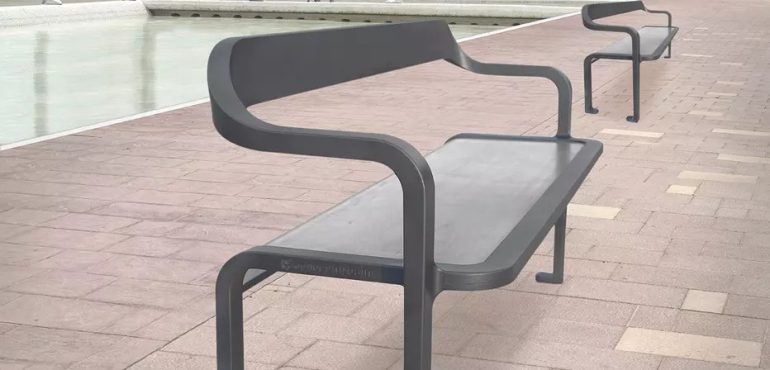 imawa-assise-banc-gris_5ea19d2d36541 - recadrée
